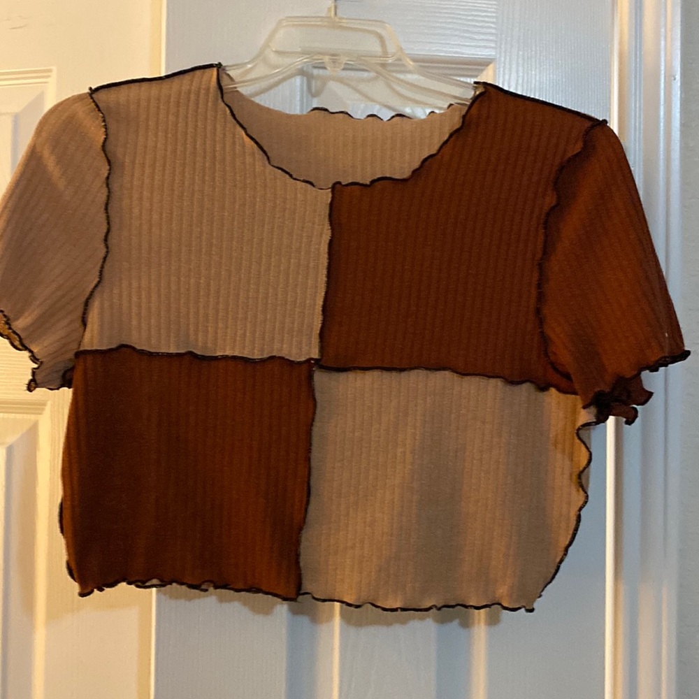 Size 2 XL Shein Color- blocked knit tee khaki and brown